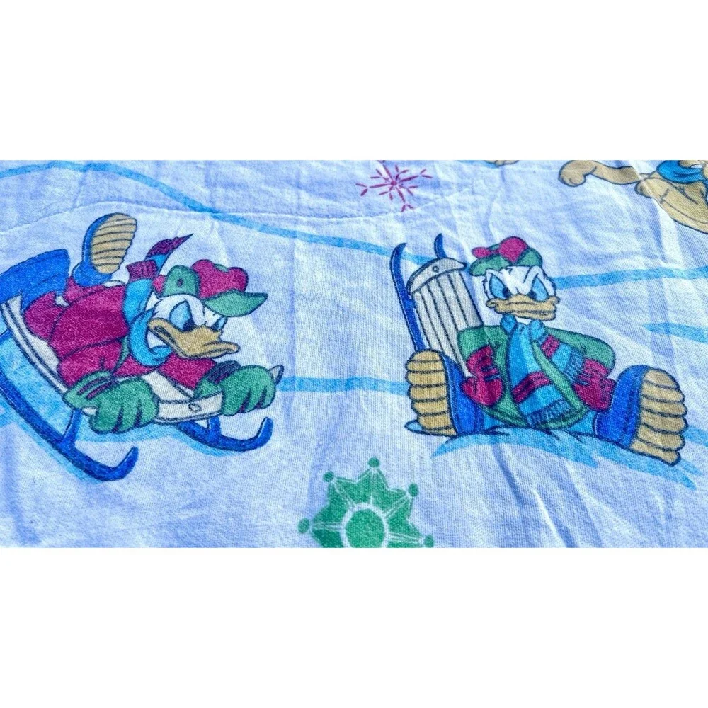 1980s Vintage Disney Mickey & Friends Winter Twin Comforter Bedspread Official